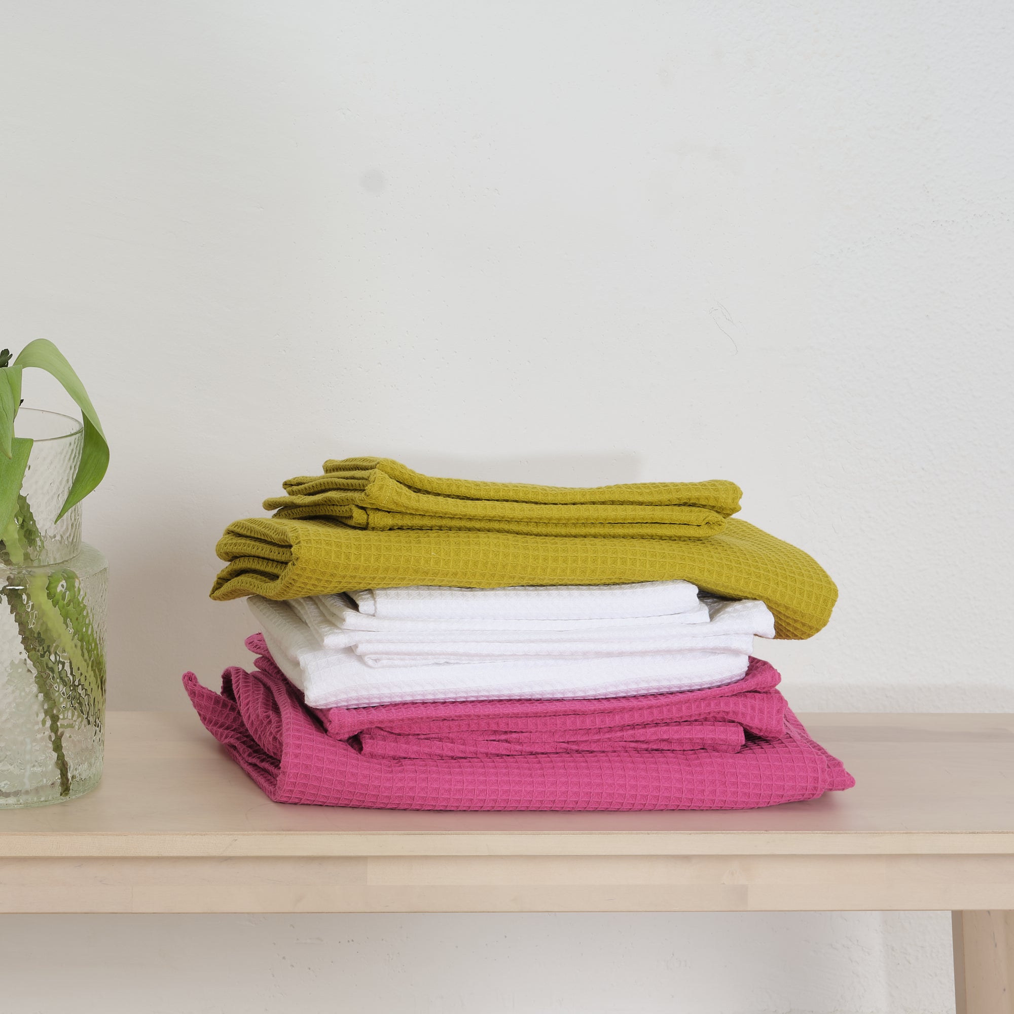 Serviette gaufrée 100% coton fuchsia